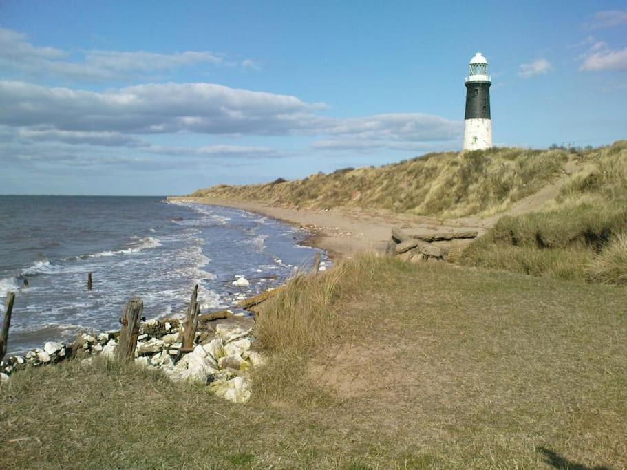 Charming 2 Bedroom Holiday Chalet Withernsea Eksteriør bilde